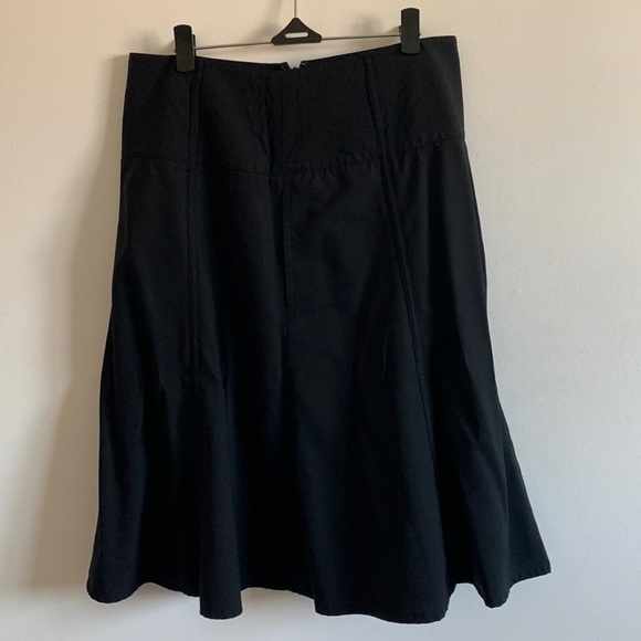 6 | Black Flared Midi Skirt - Picture 1 of 3